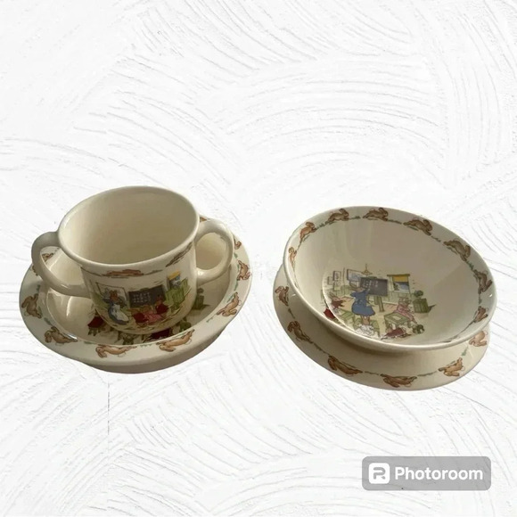 Royal Doultan Bunnykins 4 Peice Set. - Picture 2 of 8